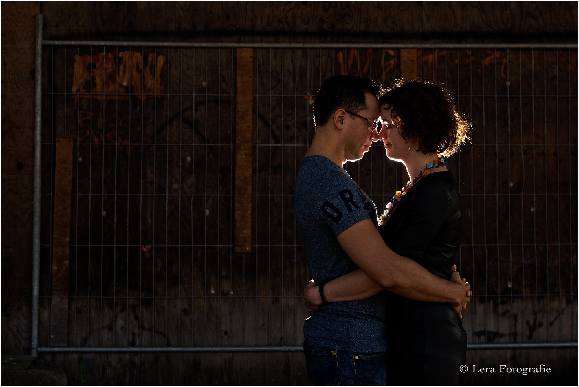 Loveshoot op een industrieterrein Urbex locatie