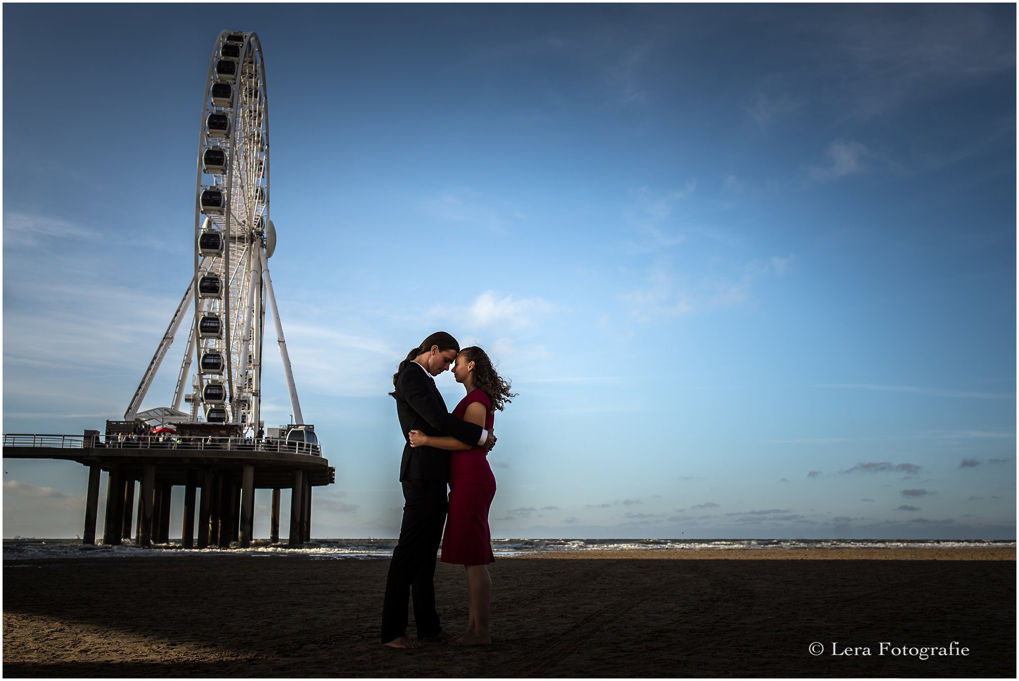 huwelijksaanzoek op het strand van scheveningen