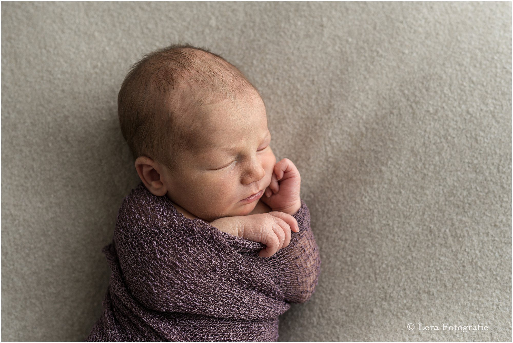 pasgeboren baby fotoshoot aan huis Hoofddorp