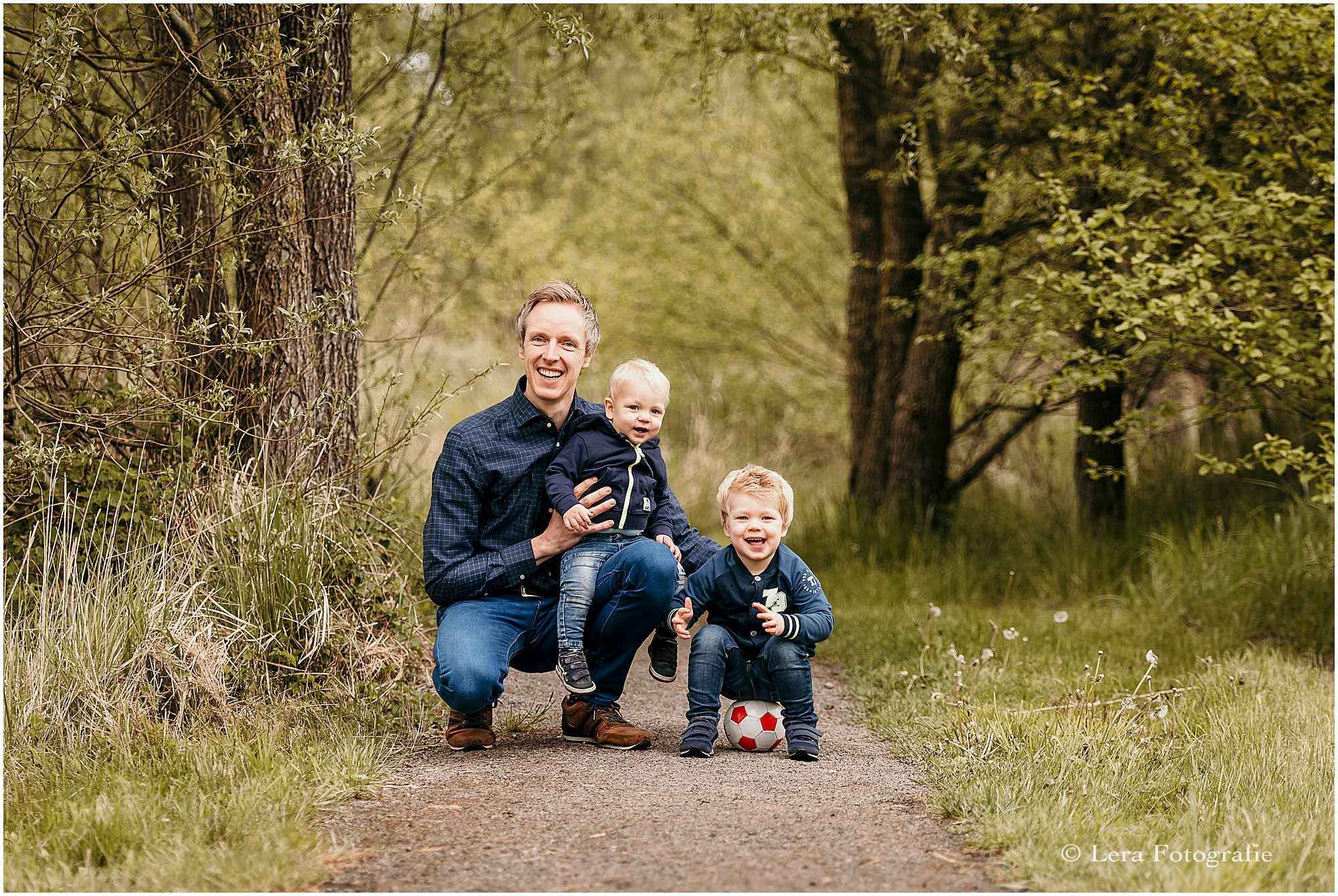 papa en zoons fotoshoot