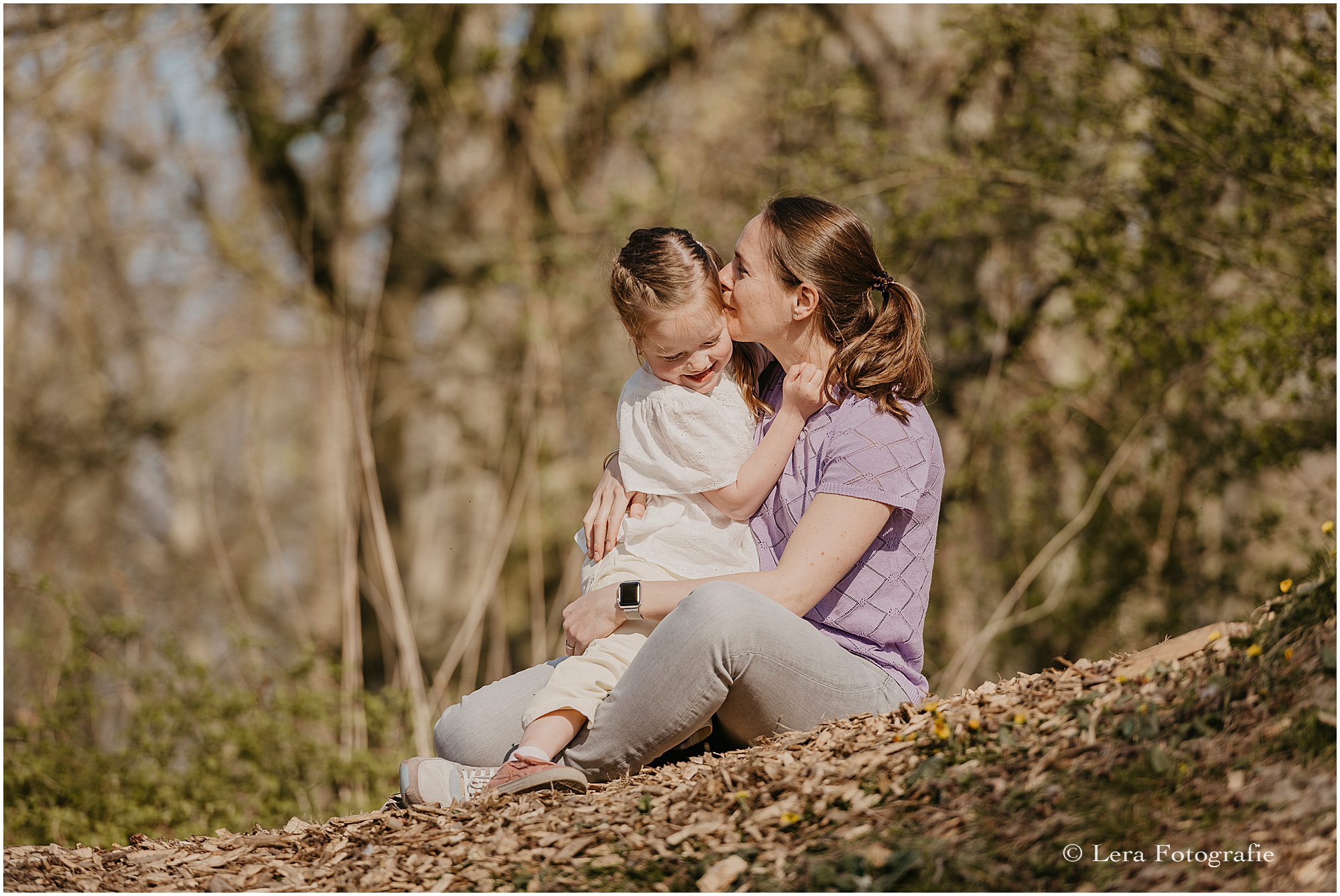 mama dochter fotoshoot buiten